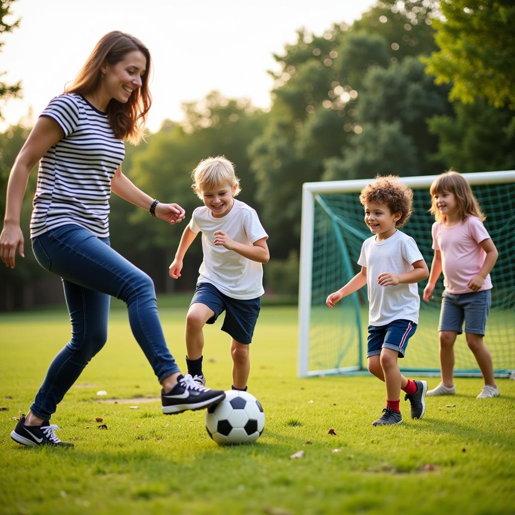 Các bé mầm non đá bóng vào gôn vui nhộn cùng cô giáo